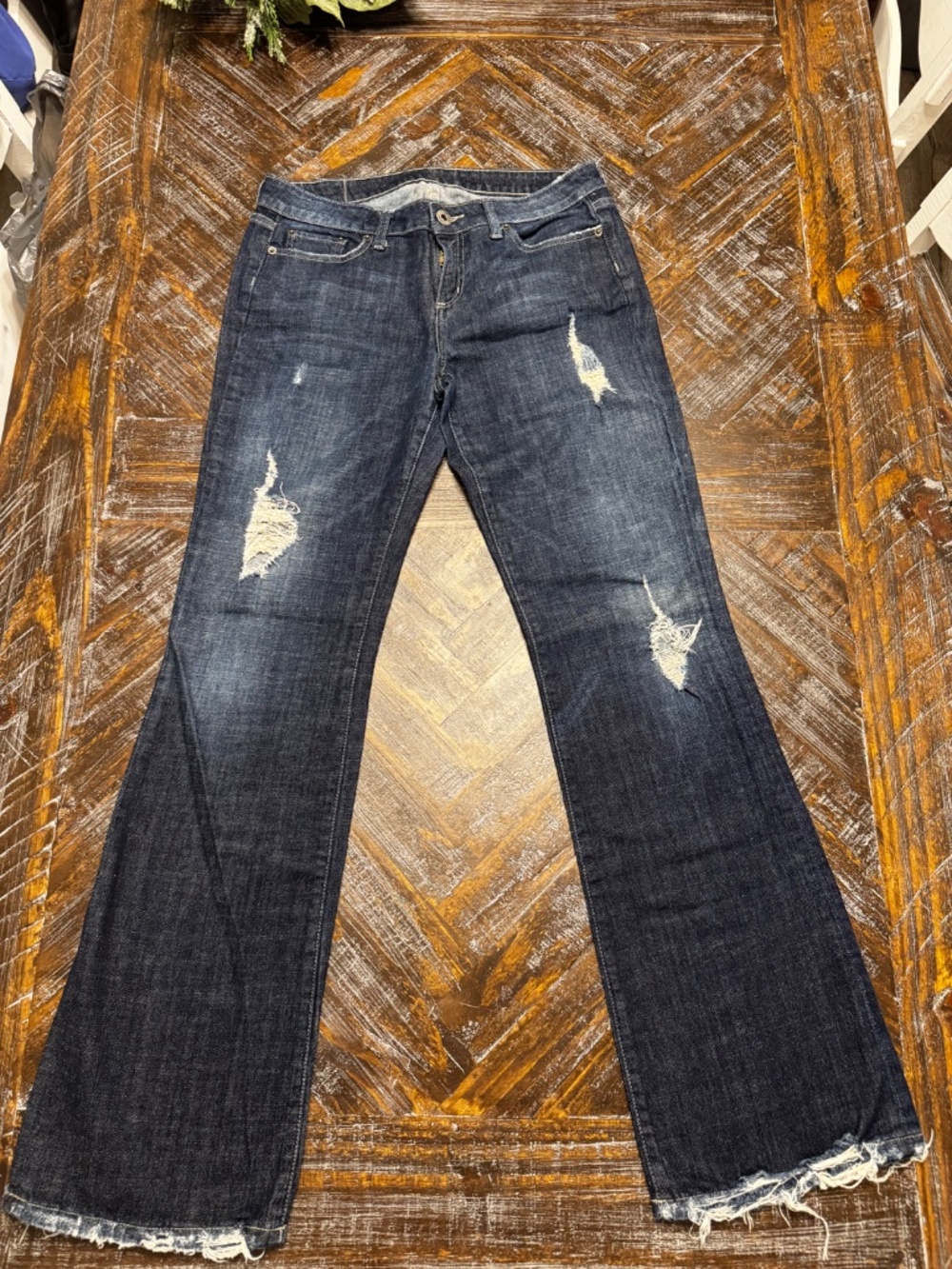 Premonition Distressed Dark Wash Flare Jeans Women’s Size 29 Raw Hem - Picture 8 of 8